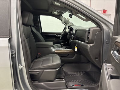 2026 Chevrolet Silverado 1500 LT Trail Boss Crew Cab Short Box 4WD