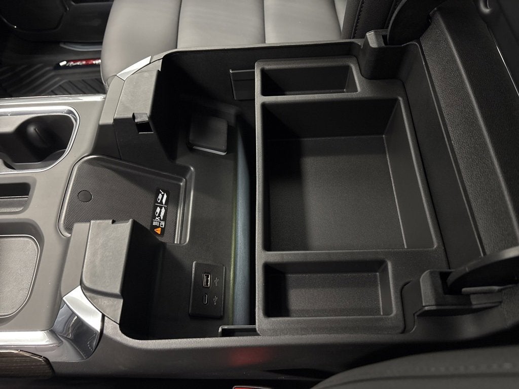 2026 Chevrolet Silverado 1500 LT Trail Boss Crew Cab Short Box 4WD