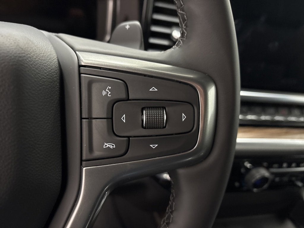 2026 Chevrolet Silverado 1500 LT Trail Boss Crew Cab Short Box 4WD