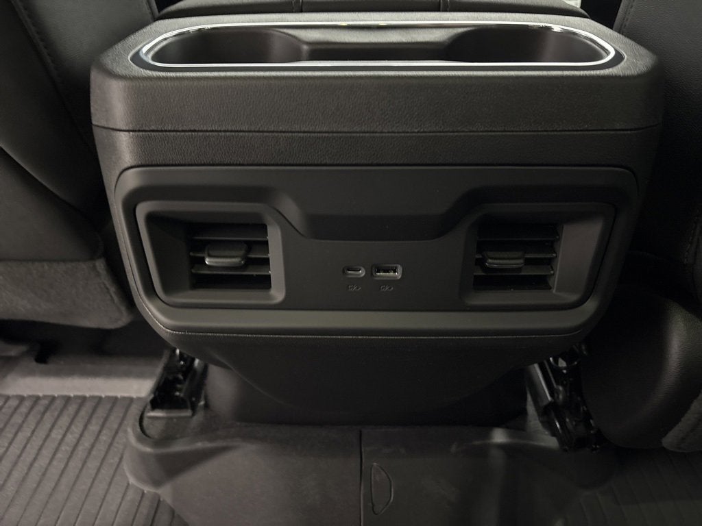 2026 Chevrolet Silverado 1500 LT Trail Boss Crew Cab Short Box 4WD