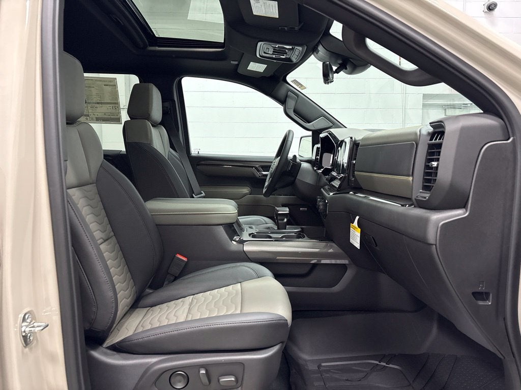 2026 Chevrolet Silverado 1500 ZR2 Crew Cab Short Box 4WD