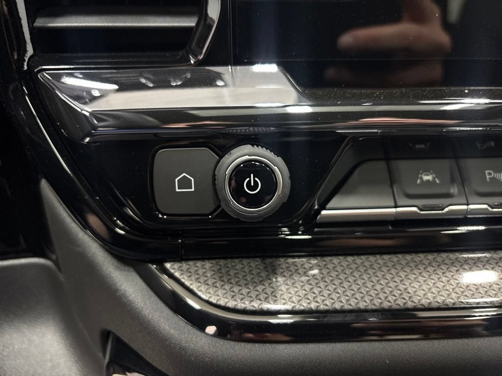 2026 Chevrolet Silverado 1500 ZR2 Crew Cab Short Box 4WD