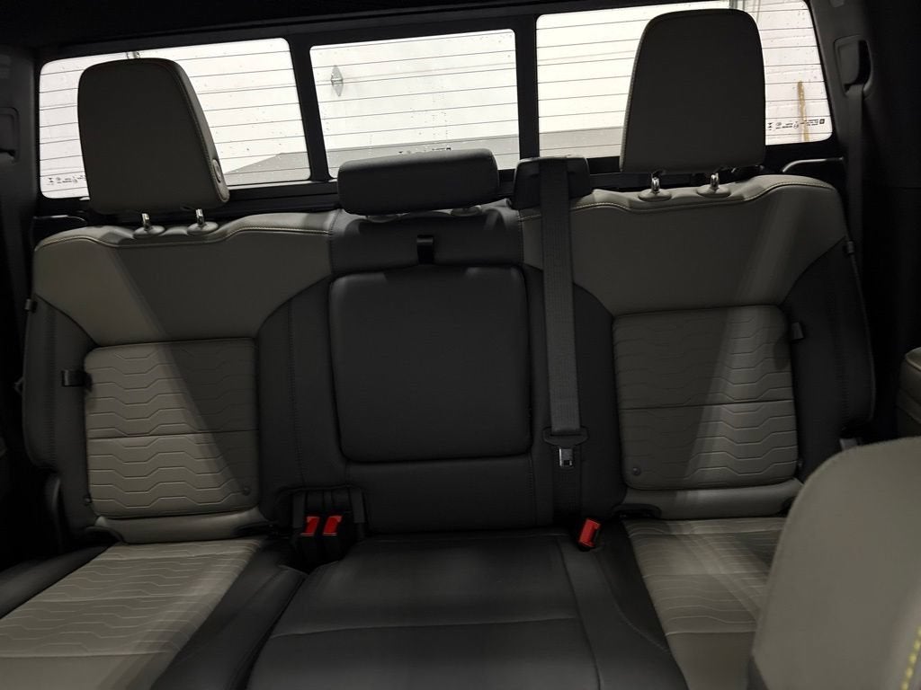 2026 Chevrolet Silverado 1500 ZR2 Crew Cab Short Box 4WD
