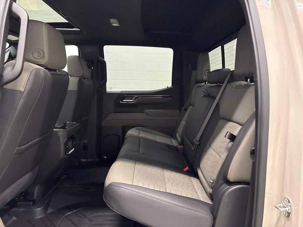 2026 Chevrolet Silverado 1500 ZR2 Crew Cab Short Box 4WD