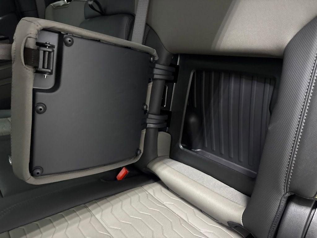 2026 Chevrolet Silverado 1500 ZR2 Crew Cab Short Box 4WD