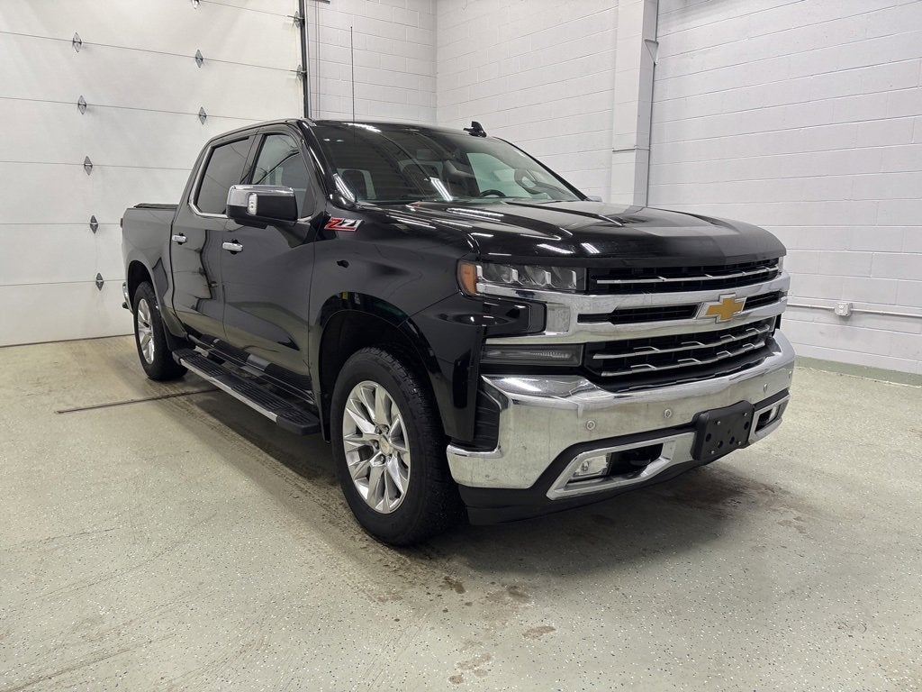 Used 2021 Chevrolet Silverado 1500 LTZ with VIN 3GCUYGED9MG242723 for sale in Rogers, Minnesota