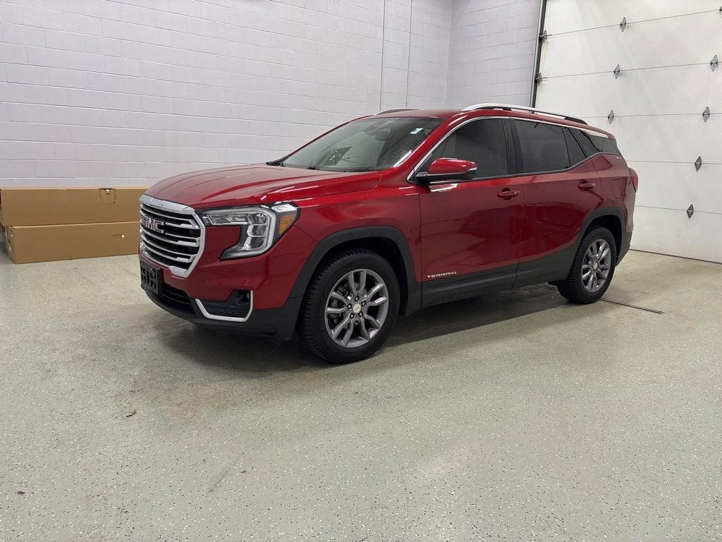 2023 GMC Terrain SLT