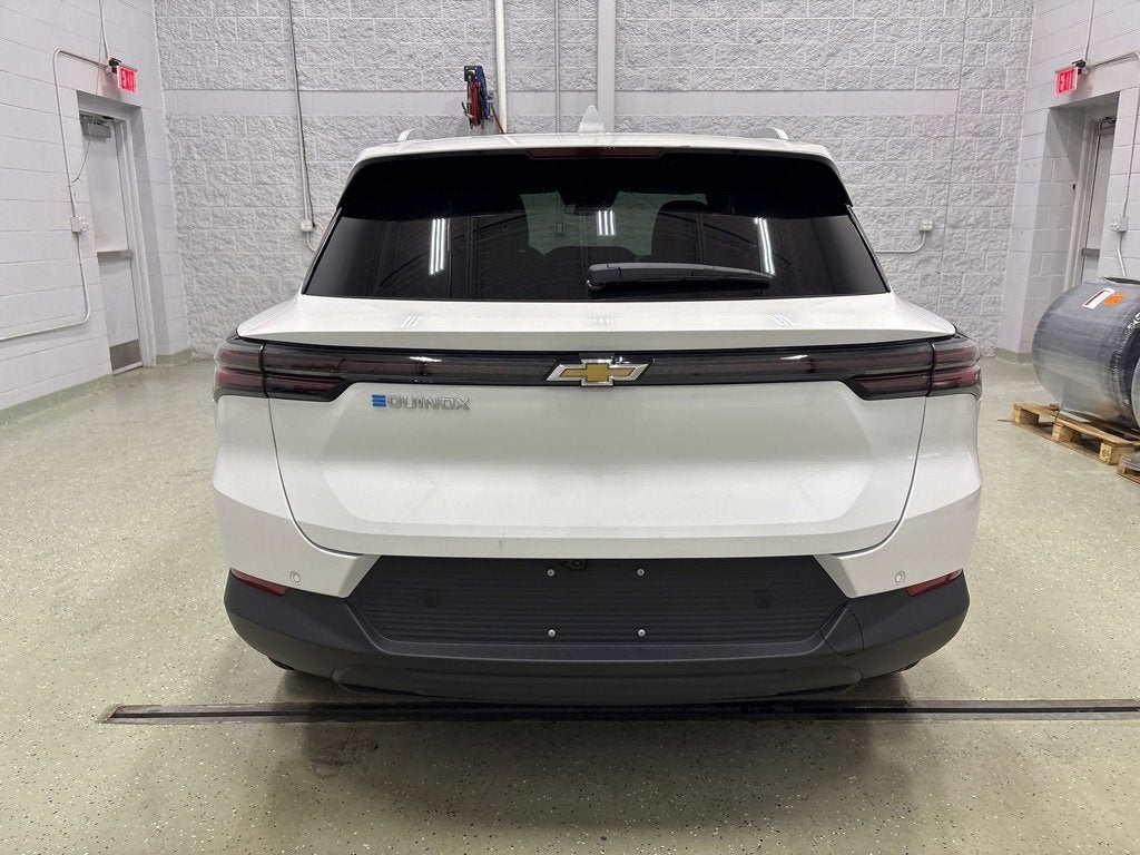 2026 Chevrolet Equinox EV LT SUV FWD