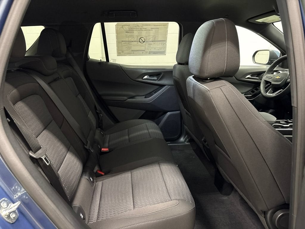 2027 Chevrolet Equinox LT SUV FWD