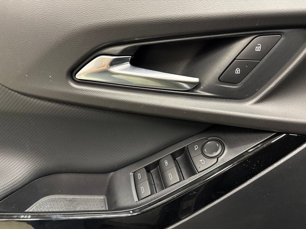 2027 Chevrolet Equinox LT SUV FWD