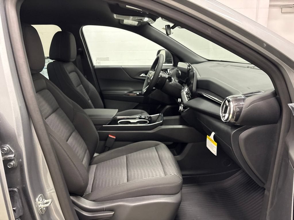 2027 Chevrolet Equinox LT SUV FWD