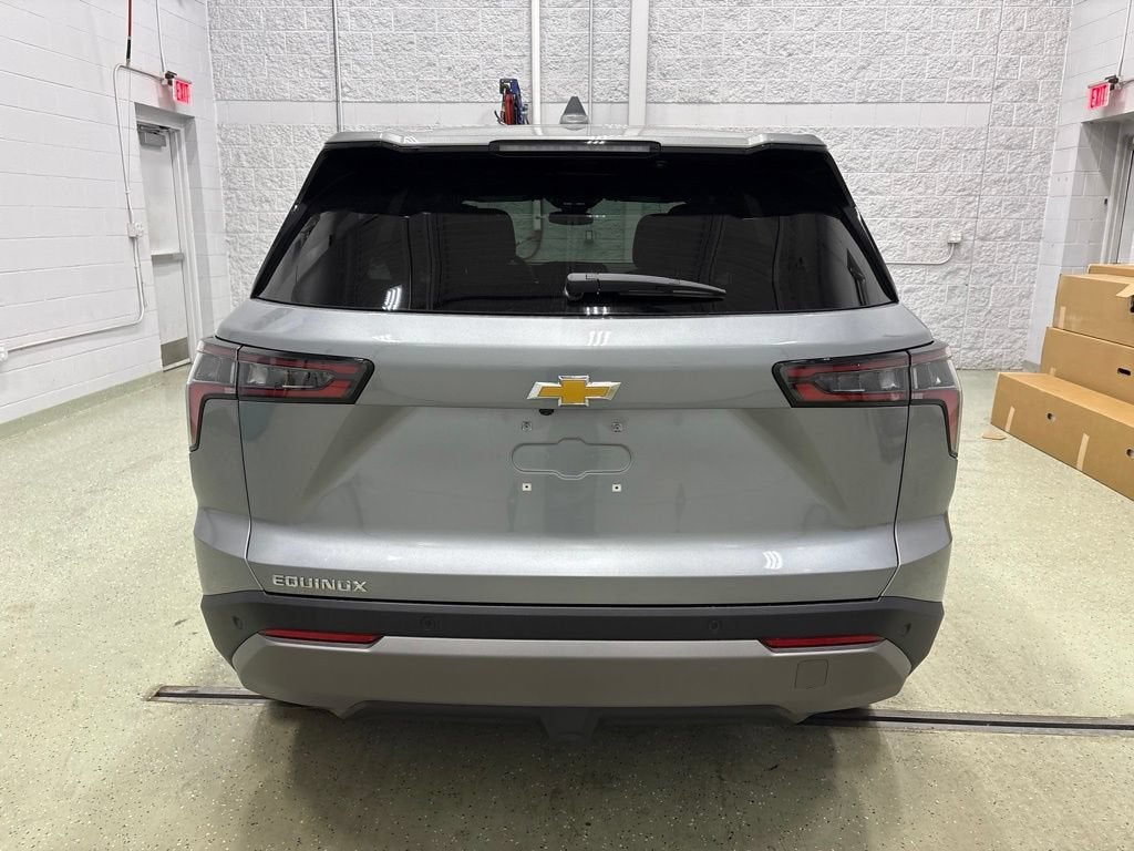 2027 Chevrolet Equinox LT SUV FWD