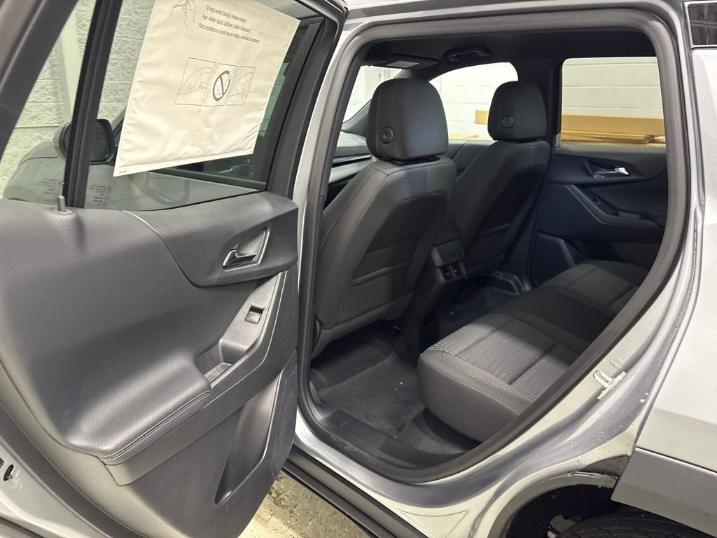 2027 Chevrolet Equinox LT SUV FWD