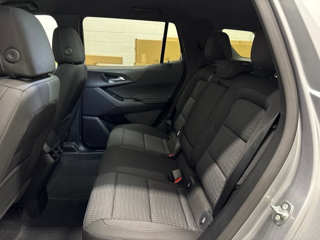 2027 Chevrolet Equinox LT SUV FWD