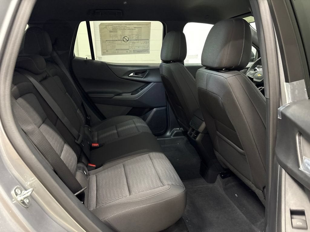 2027 Chevrolet Equinox LT SUV FWD