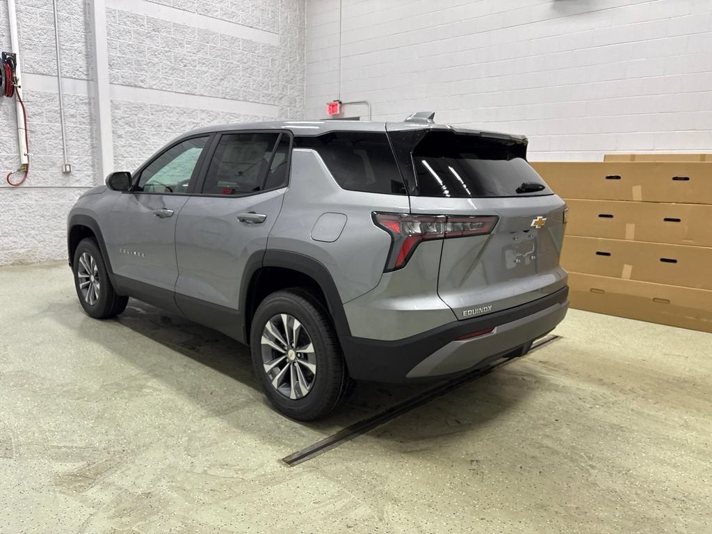 2027 Chevrolet Equinox LT SUV FWD