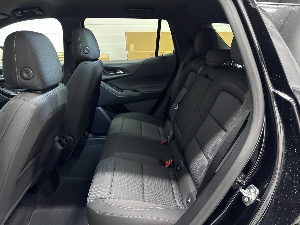 2027 Chevrolet Equinox LT SUV FWD
