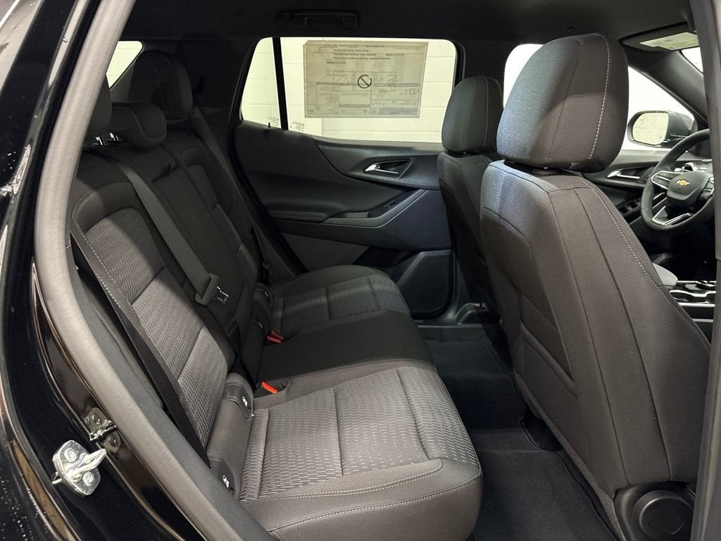 2027 Chevrolet Equinox LT SUV FWD