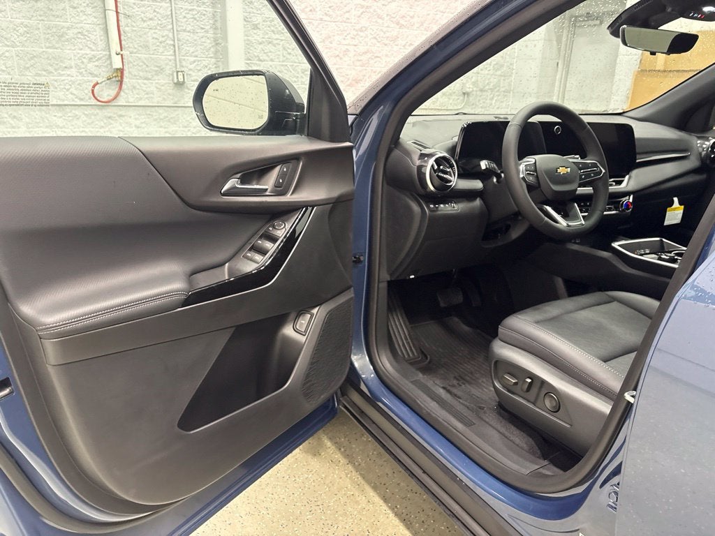 2027 Chevrolet Equinox LT SUV AWD