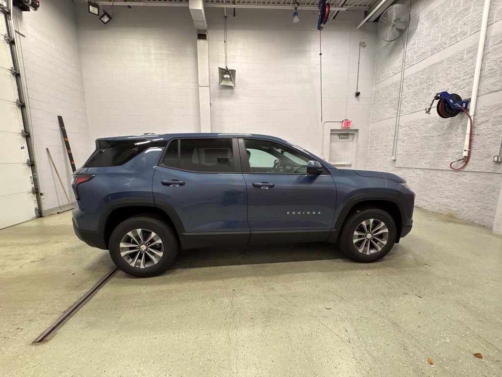 2027 Chevrolet Equinox LT SUV AWD
