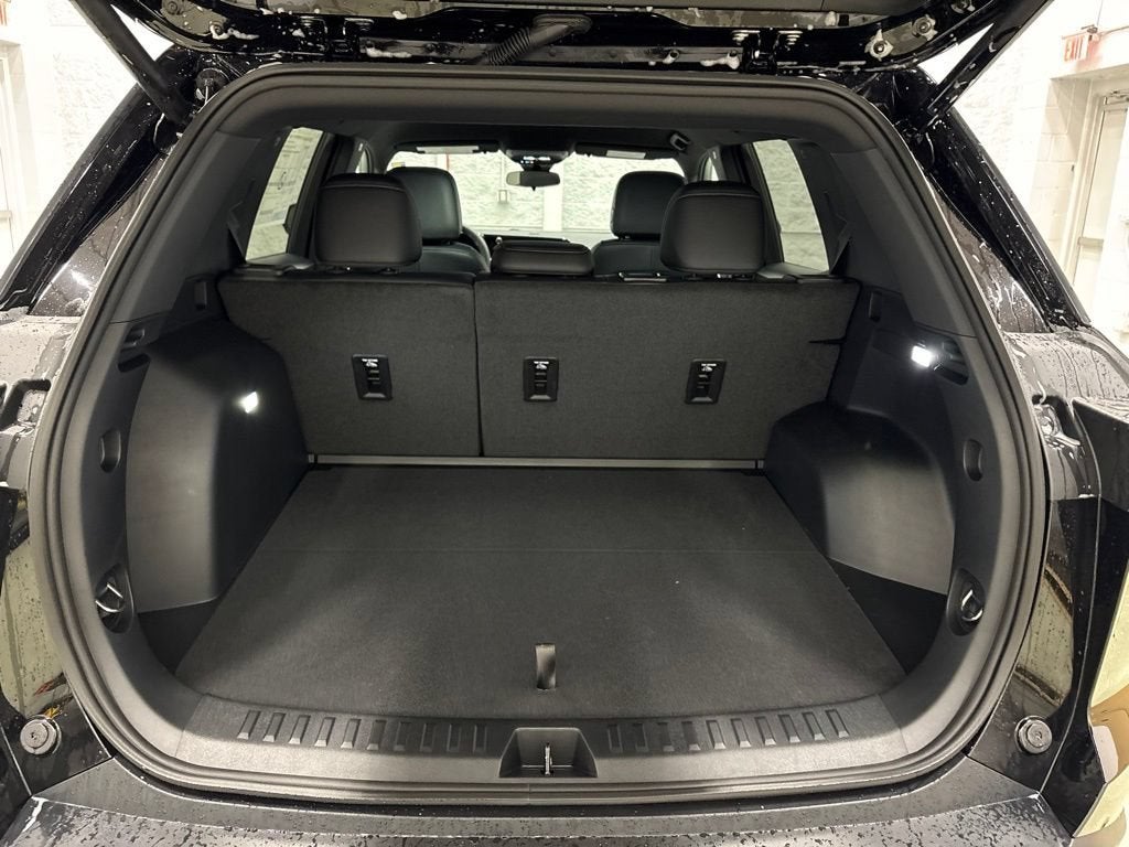 2027 Chevrolet Equinox LT SUV AWD