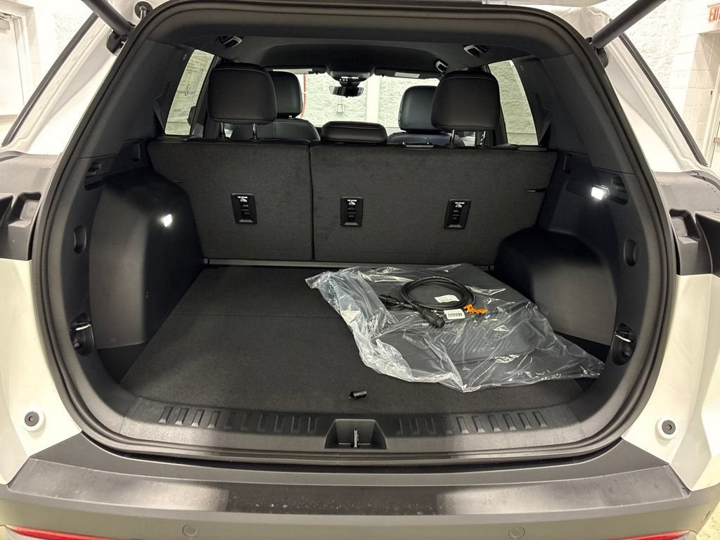 2027 Chevrolet Equinox LT SUV AWD