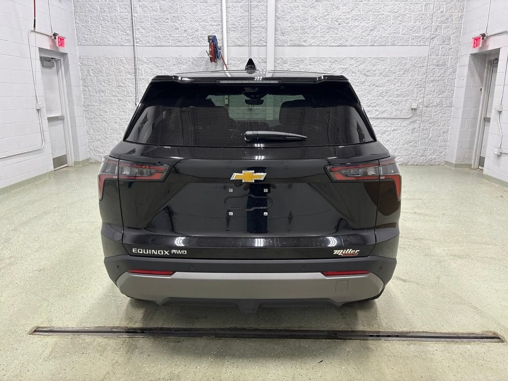 2027 Chevrolet Equinox LT SUV AWD