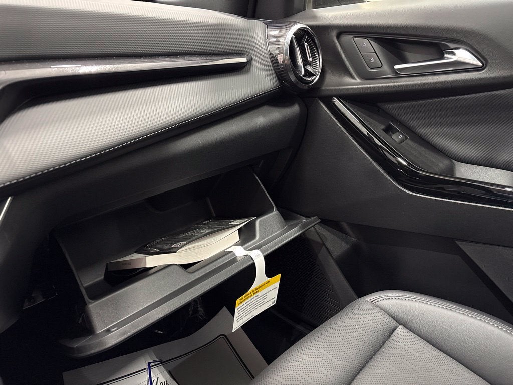 2027 Chevrolet Equinox LT SUV AWD