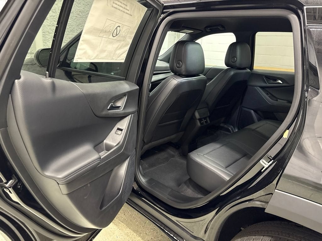 2027 Chevrolet Equinox LT SUV AWD