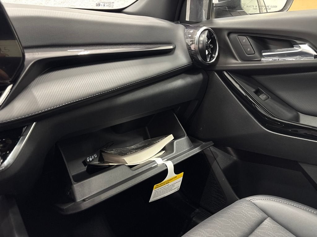2027 Chevrolet Equinox LT SUV AWD