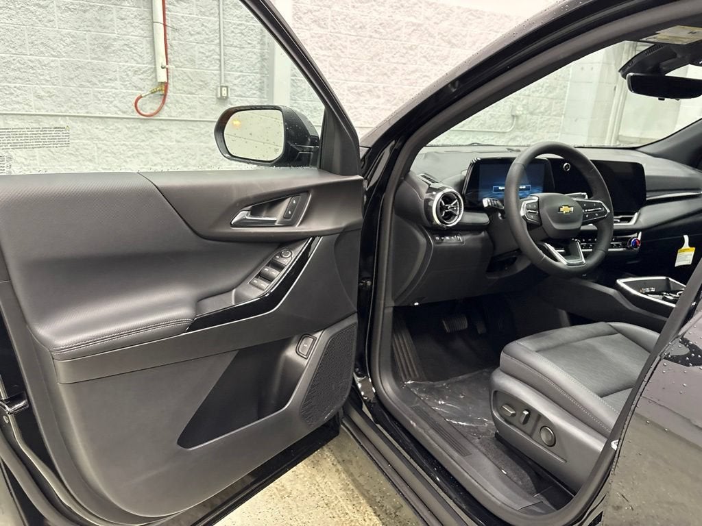 2027 Chevrolet Equinox LT SUV AWD