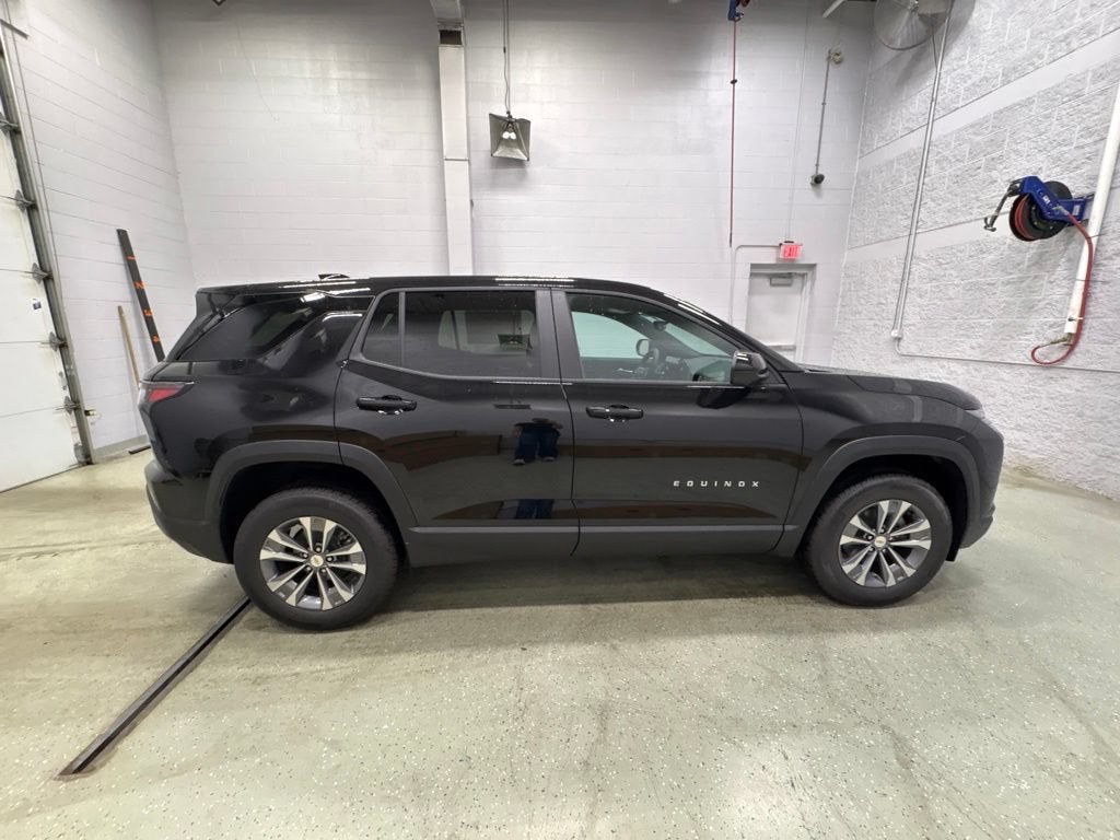 2027 Chevrolet Equinox LT SUV AWD