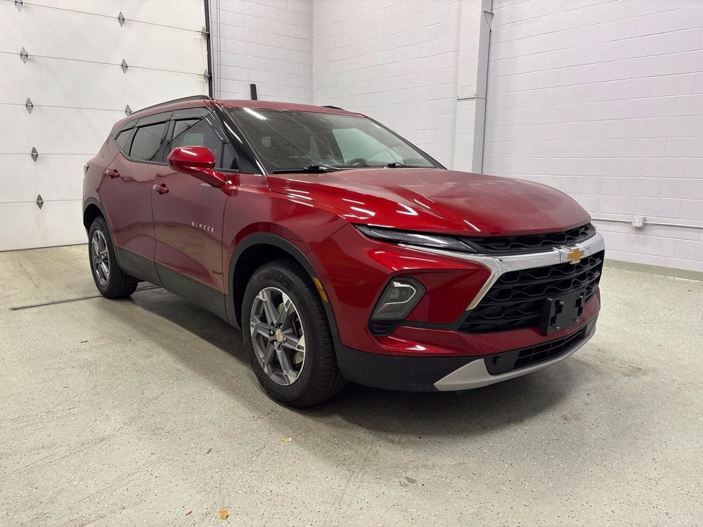 Used 2025 Chevrolet Blazer 2LT with VIN 3GNKBHR46SS104390 for sale in Rogers, Minnesota