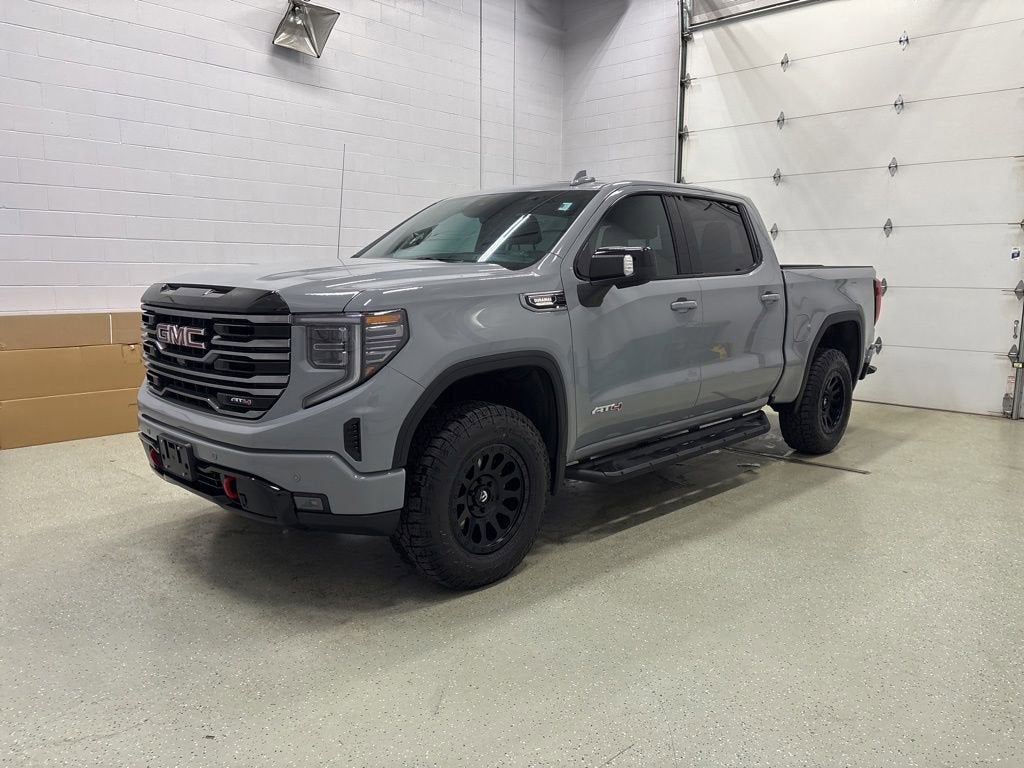 2025 GMC Sierra 1500 AT4