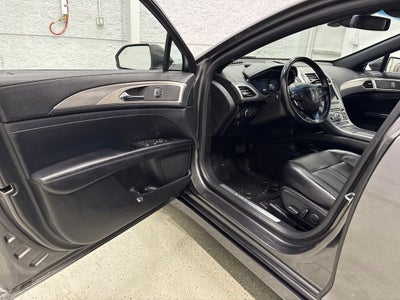 2020 Lincoln MKZ Standard