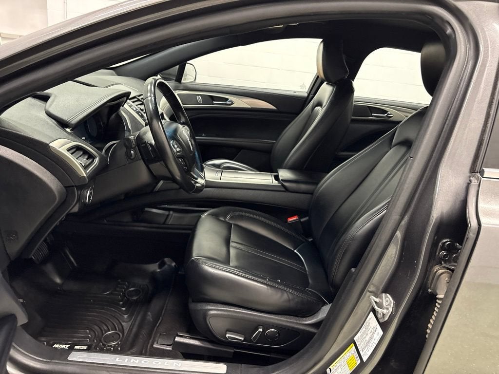 2020 Lincoln MKZ Standard