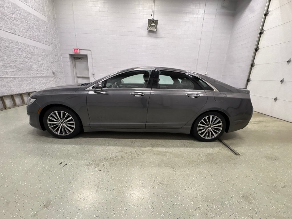 2020 Lincoln MKZ Standard