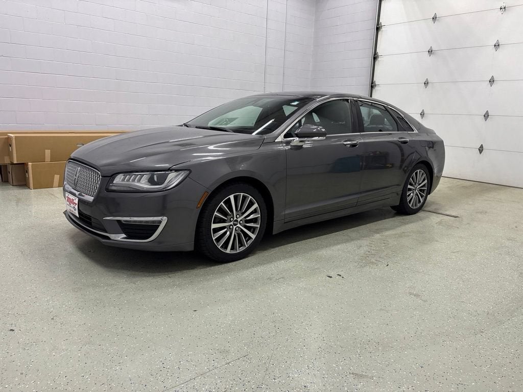2020 Lincoln MKZ Standard