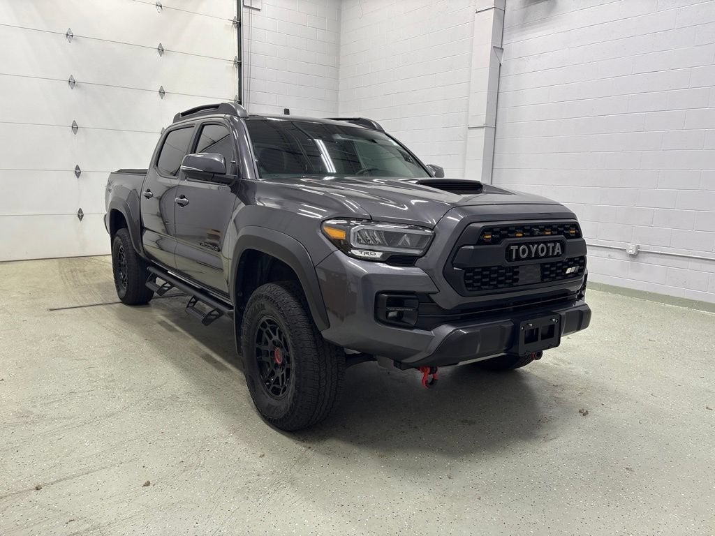 Used 2022 Toyota Tacoma TRD Pro with VIN 3TYCZ5AN4NT096556 for sale in Rogers, Minnesota