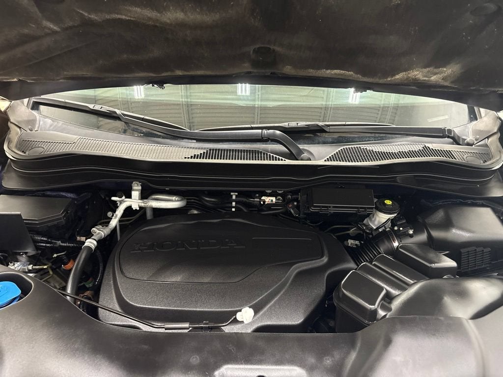 2022 Honda Pilot AWD Touring 8 Passenger