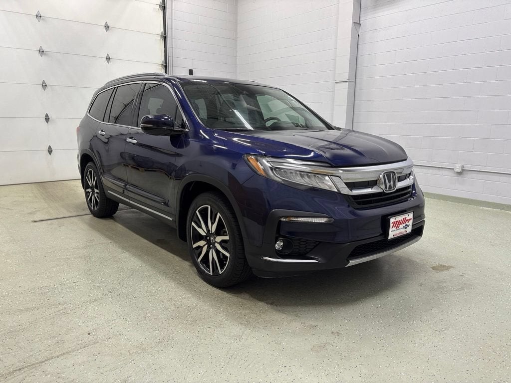 Used 2022 Honda Pilot Touring with VIN 5FNYF6H93NB013082 for sale in Rogers, Minnesota