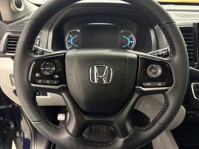 2022 Honda Pilot AWD Touring 8 Passenger