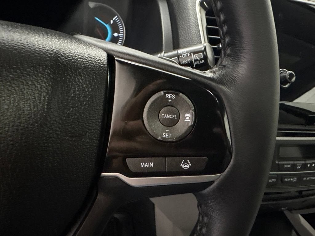 2022 Honda Pilot AWD Touring 8 Passenger