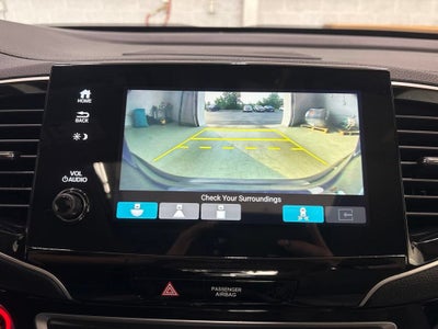 2022 Honda Pilot AWD Touring 8 Passenger