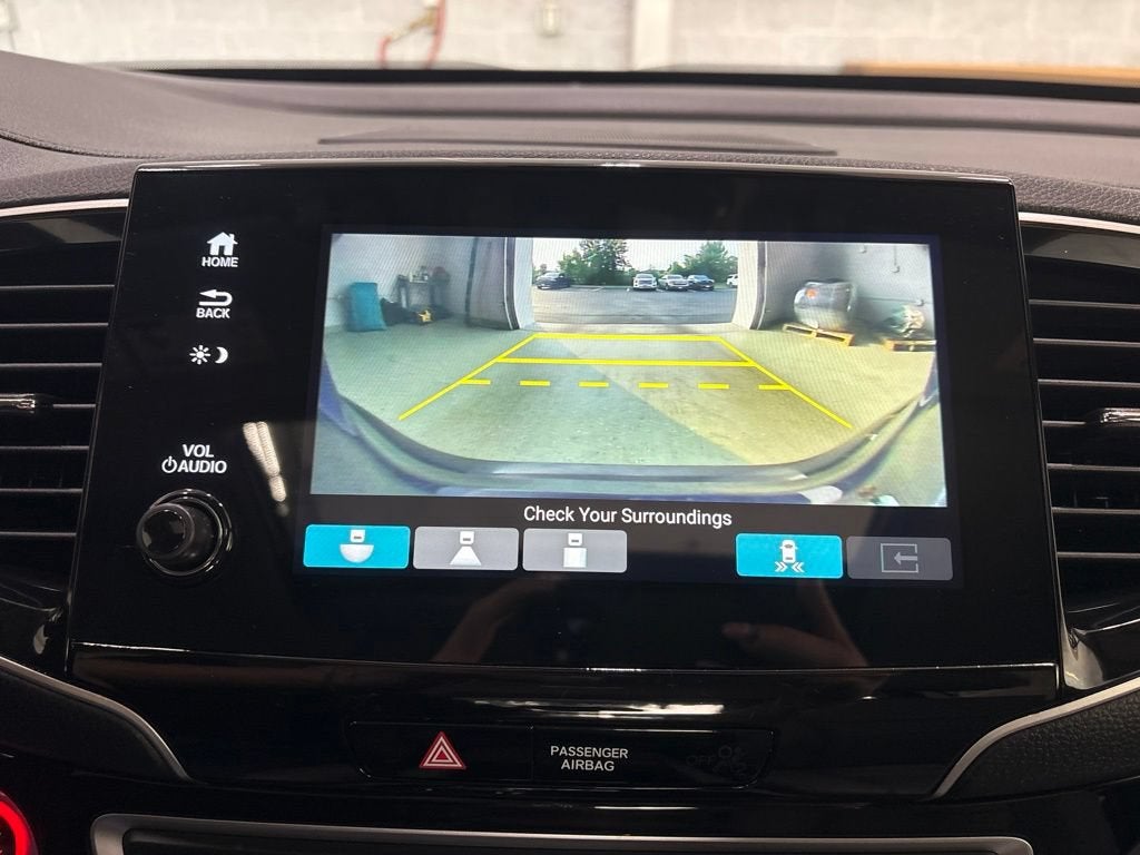 2022 Honda Pilot AWD Touring 8 Passenger