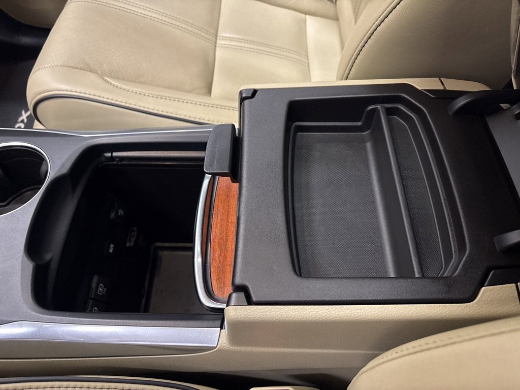 2017 Acura MDX w/Advance Package