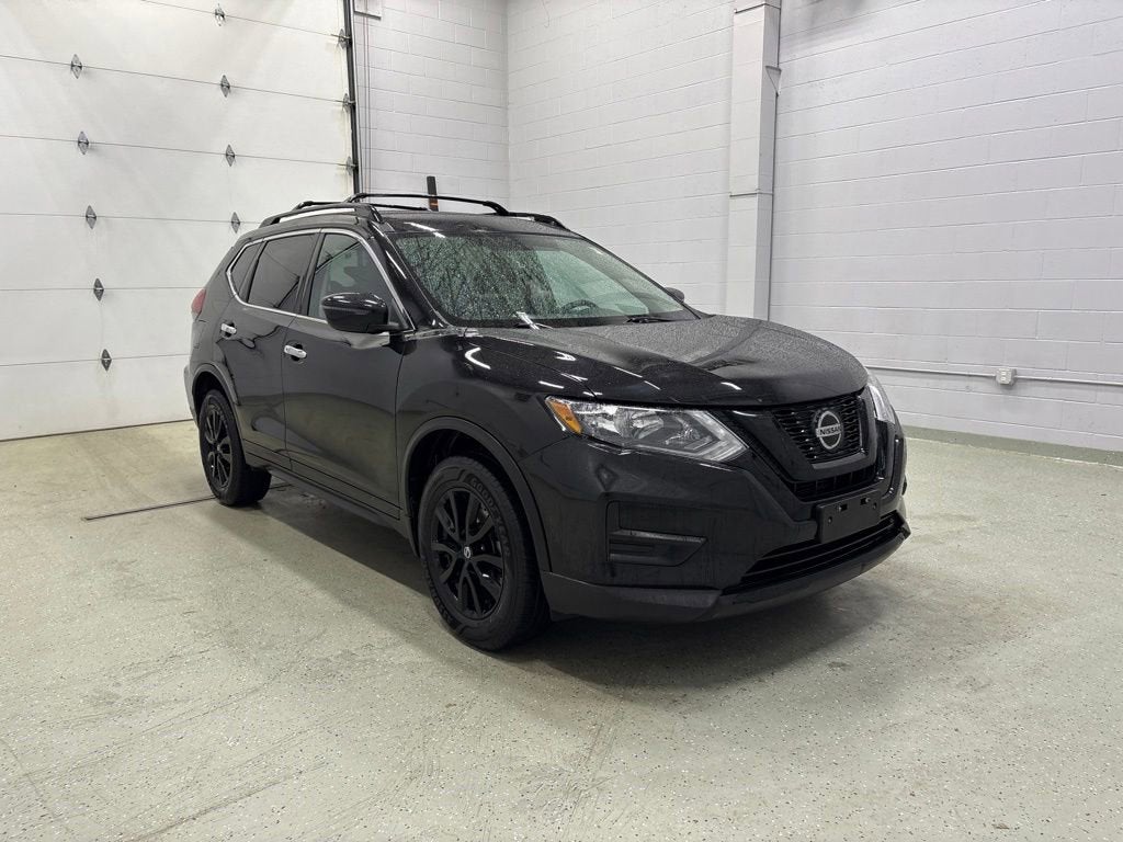 Used 2018 Nissan Rogue SV with VIN 5N1AT2MV7JC730593 for sale in Rogers, Minnesota