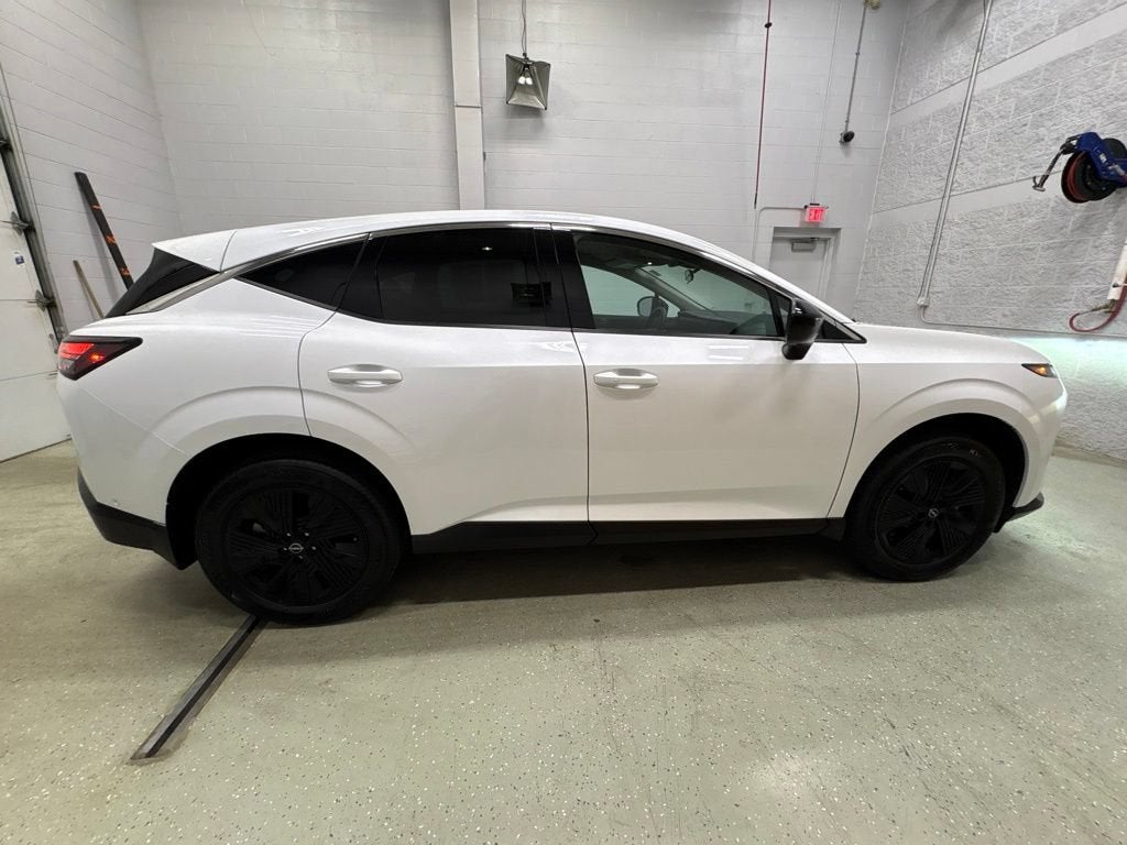 2025 Nissan Murano SV