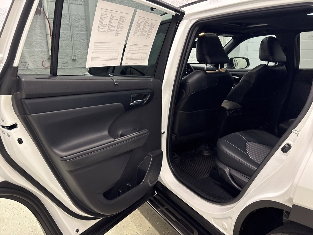 2022 Toyota Highlander XSE