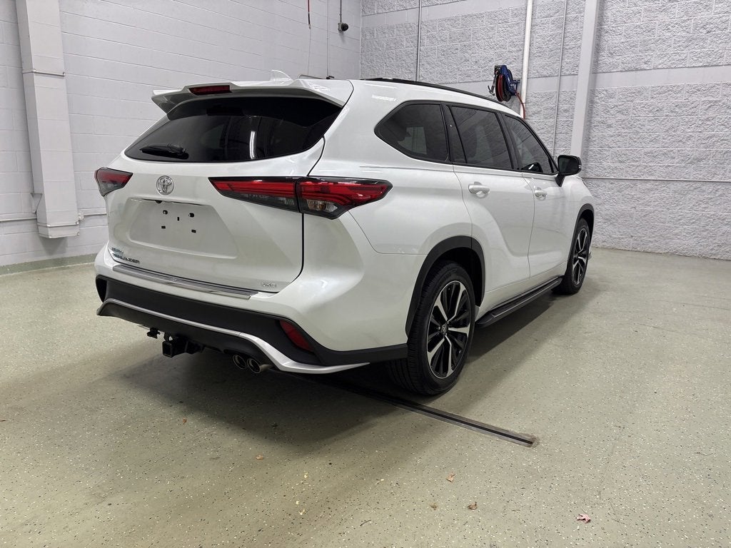 2022 Toyota Highlander XSE